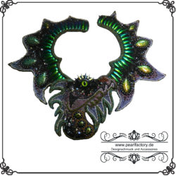 Collier-halskette-kette-bead-embroidery-dragon-0